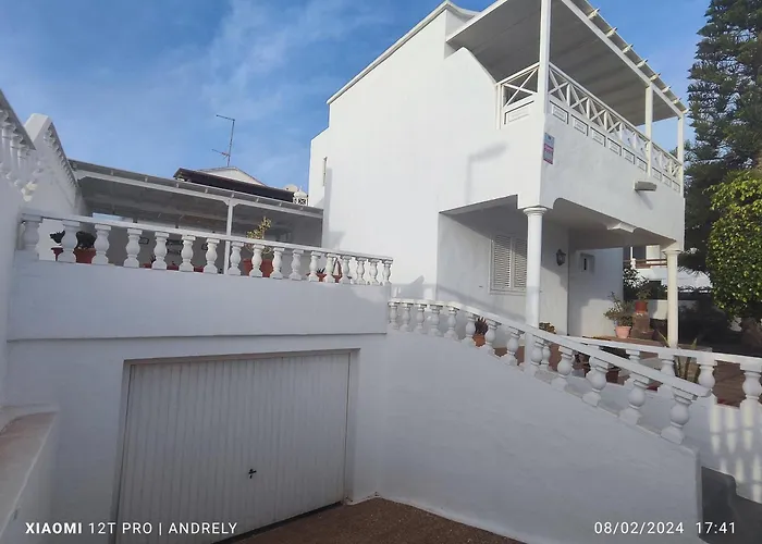 Carmiña Puerto del Carmen (Lanzarote)