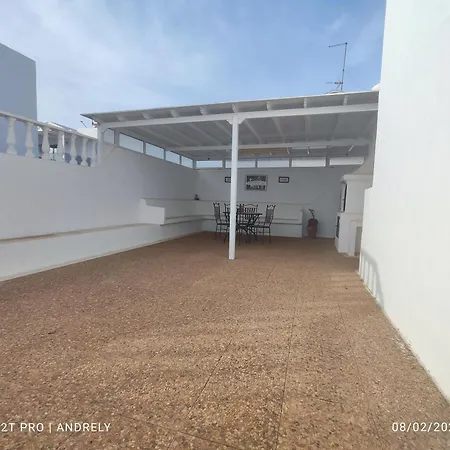 Carmina * Puerto del Carmen (Lanzarote)